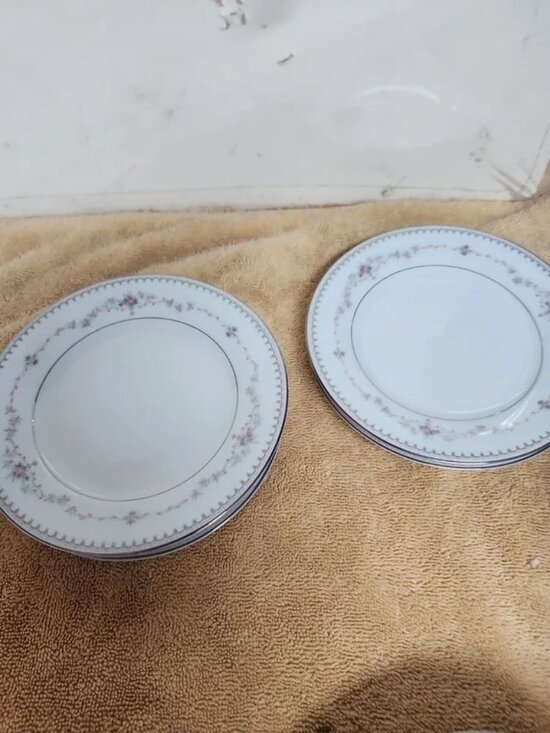 Noritake Other - 6 desert plates noritake Fairmont rose